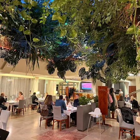 Eurohotel فندق 3*