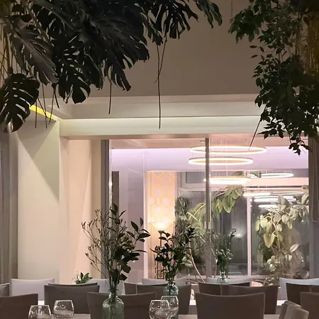 Eurohotel Отель Сважендз