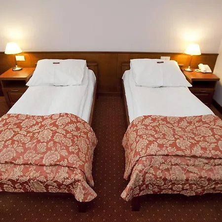 호텔 Eurohotel 스바르체데즈