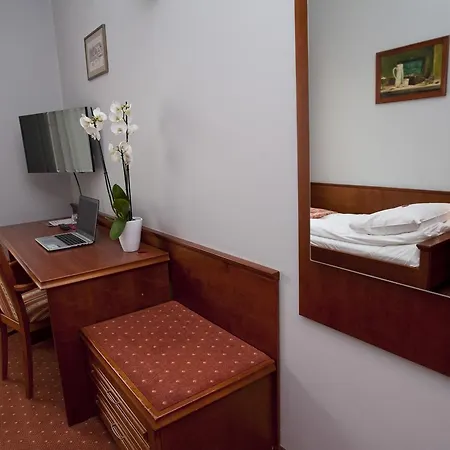 Hotel Eurohotel 3*